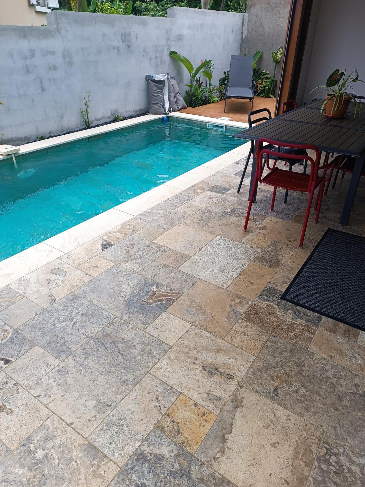 Villa O'Lhaya Piscine Pivee Saint-Joseph Exterior photo