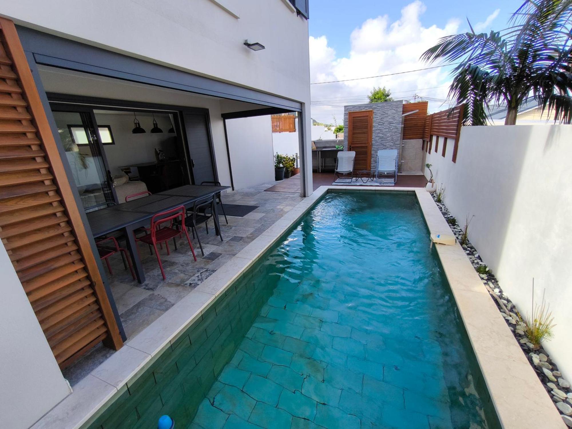 Villa O'Lhaya Piscine Pivee Saint-Joseph Exterior photo
