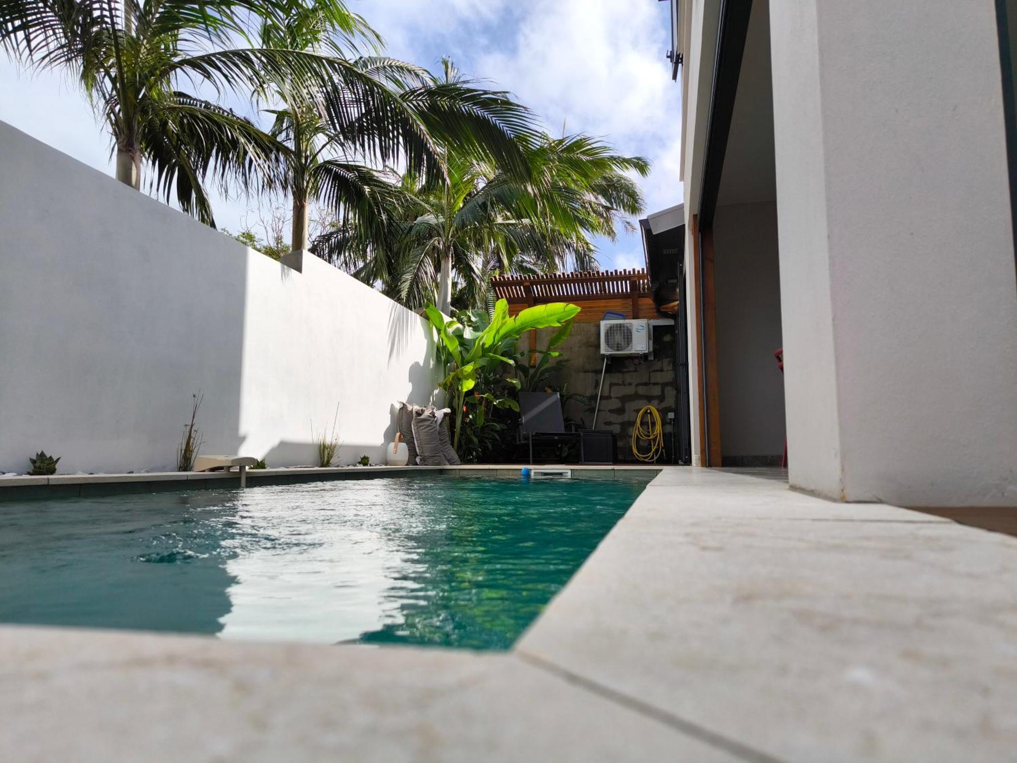 Villa O'Lhaya Piscine Pivee Saint-Joseph Exterior photo