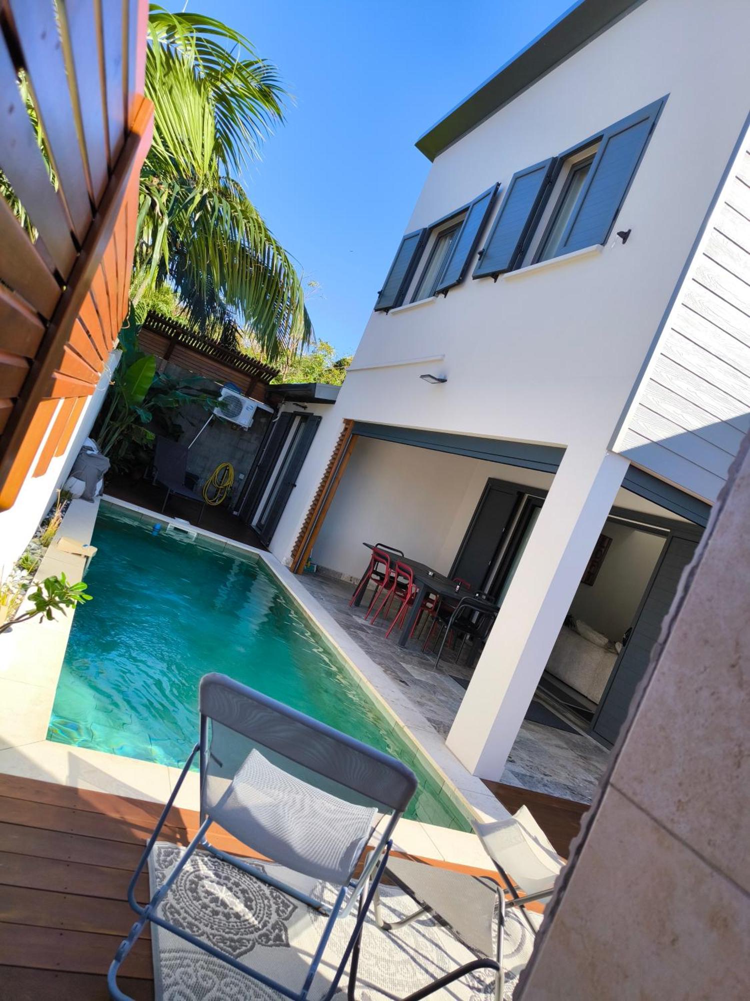 Villa O'Lhaya Piscine Pivee Saint-Joseph Exterior photo