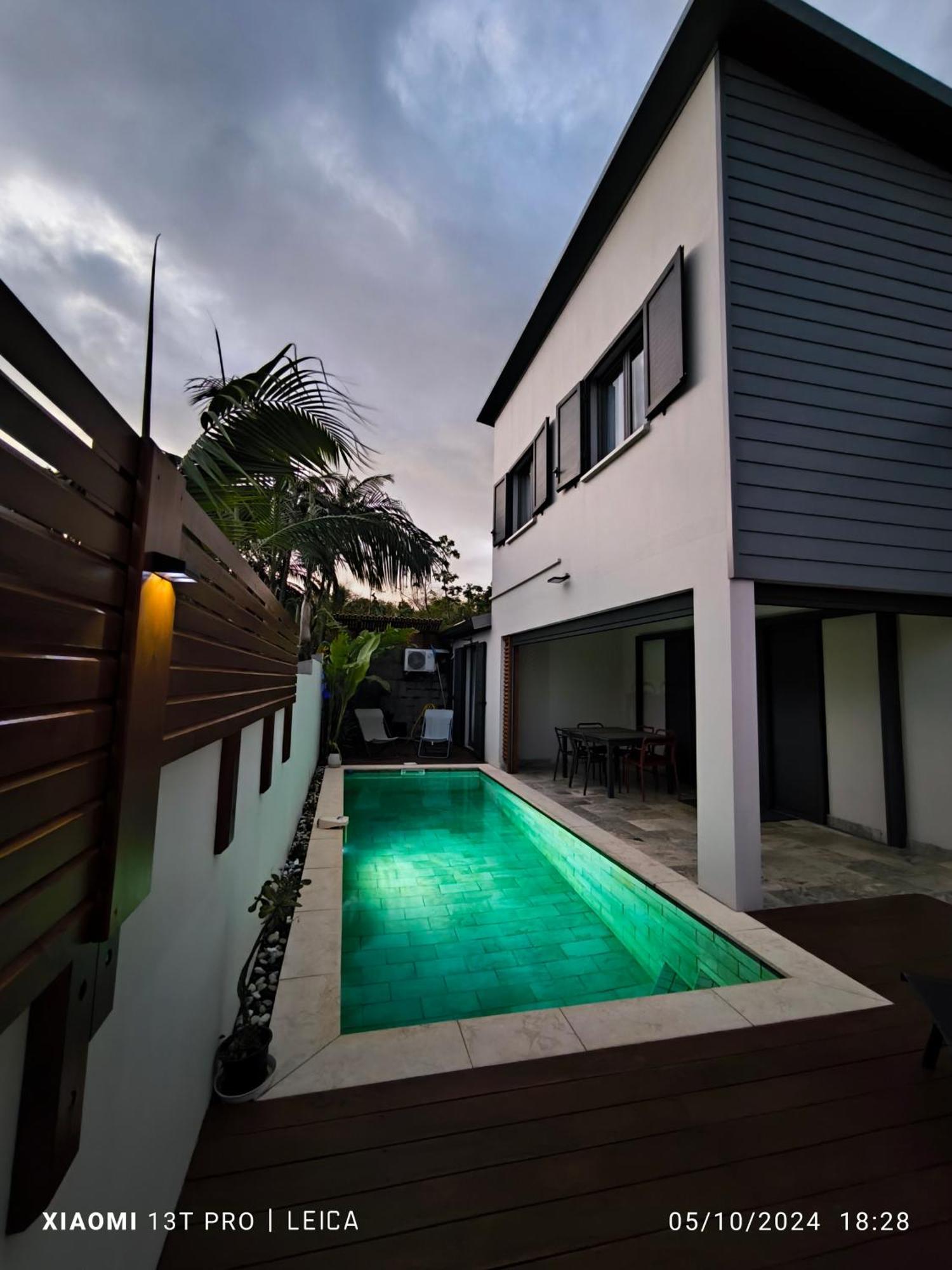 Villa O'Lhaya Piscine Pivee Saint-Joseph Exterior photo